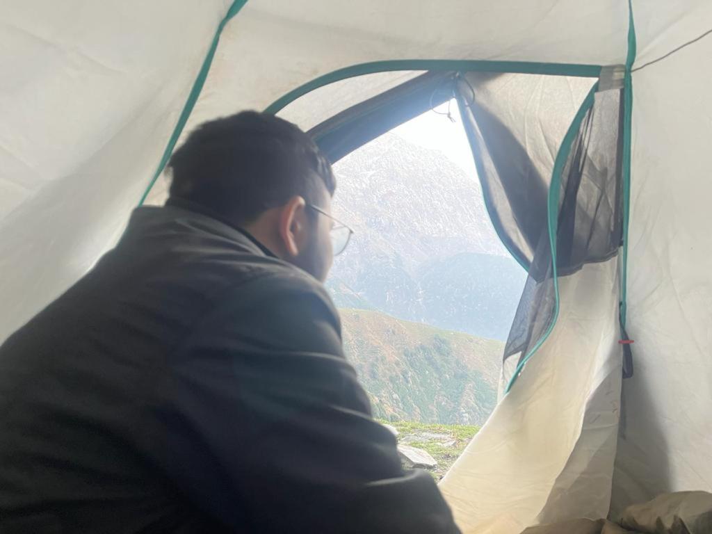 Triund Trek 호텔 다람샬라 외부 사진